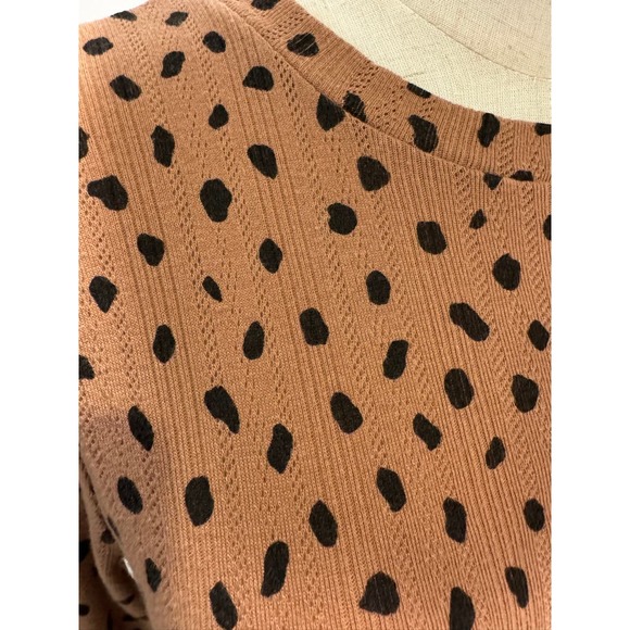 COPY - Light Cheetah Print Sweater Size M - Picture 4 of 5
